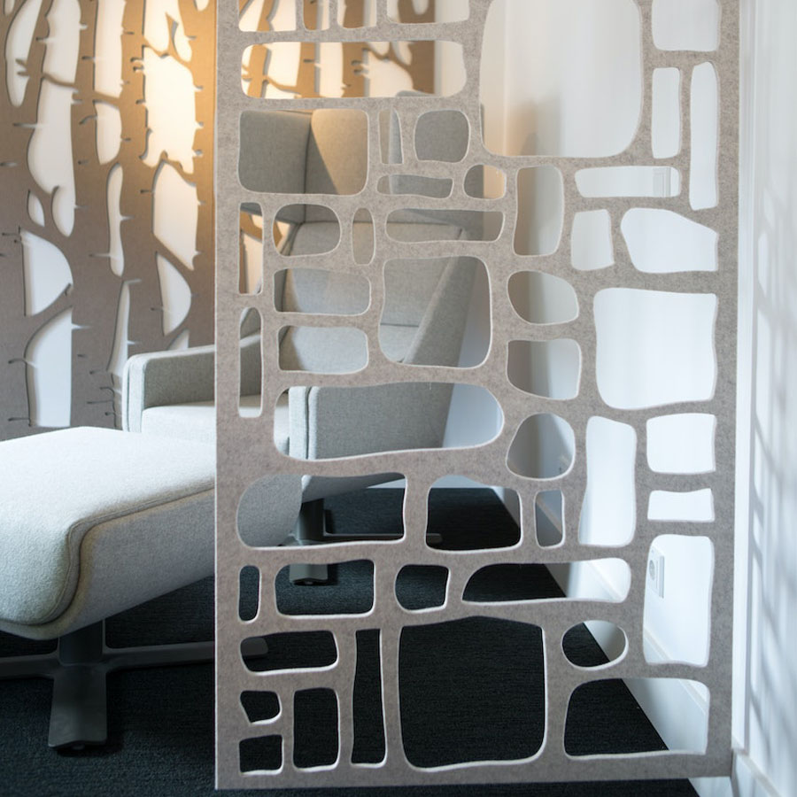 BuzziSpace BuzziFalls Birke | Raumteiler Wand Decke | Beispielbild