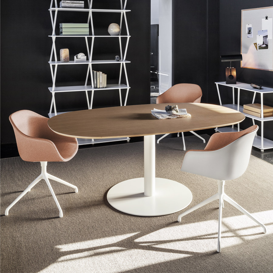 lapalma SEELA AC S344 Beispielbild mit vierstrahligem Gestell