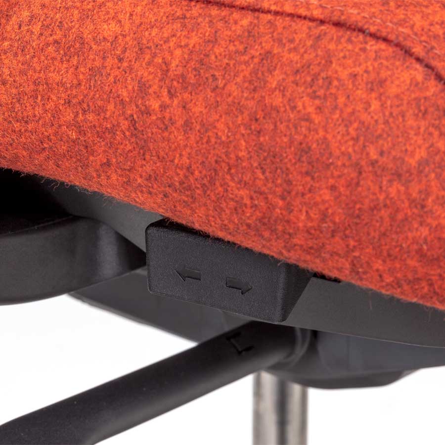 HAWORT Aloha Active Bürodrehstuhl mit Netzrücken - Detail Sitztiefenverstellung