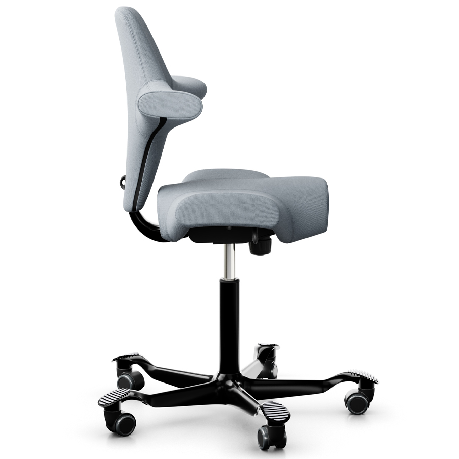 HAG Capisco 8106 Stoff Select grau - Gestell schwarz - Seitenansicht