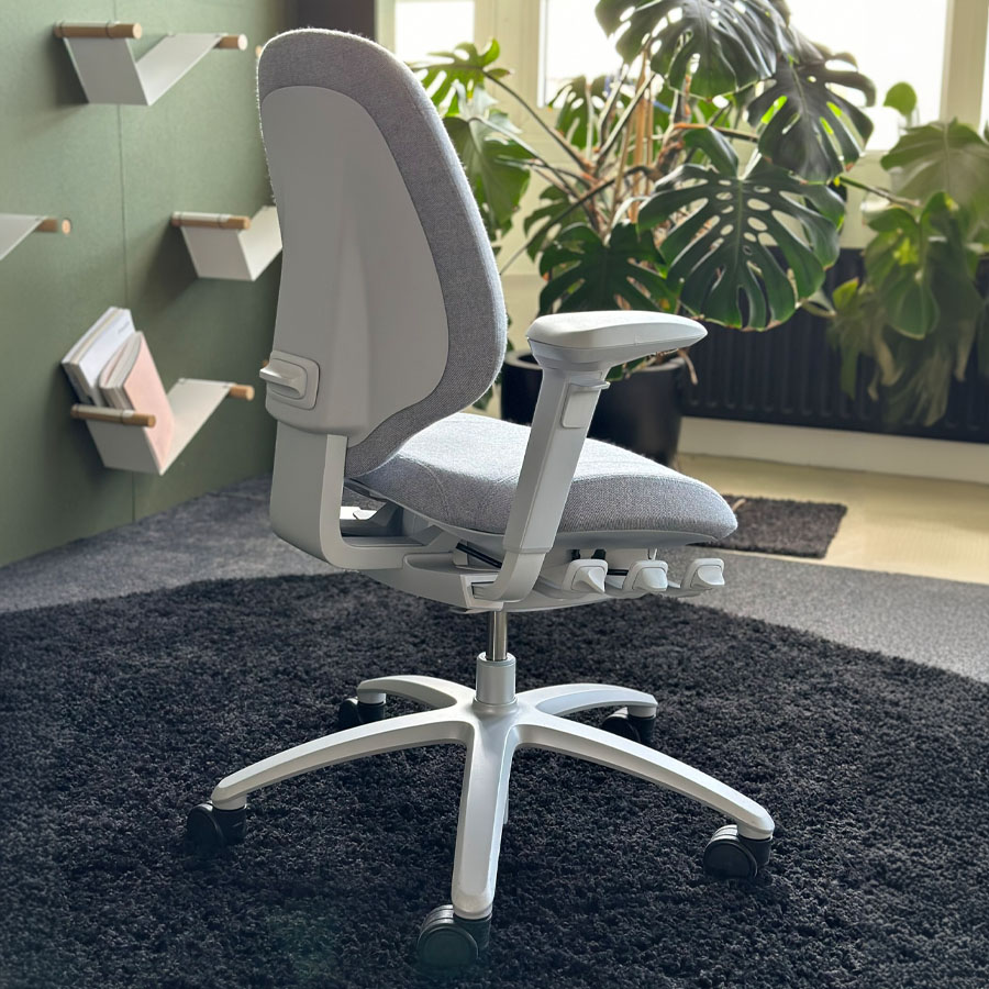 RH Mereo 200 Silver Grey Bürostuhl Bezug Capture 4102 hellgrau