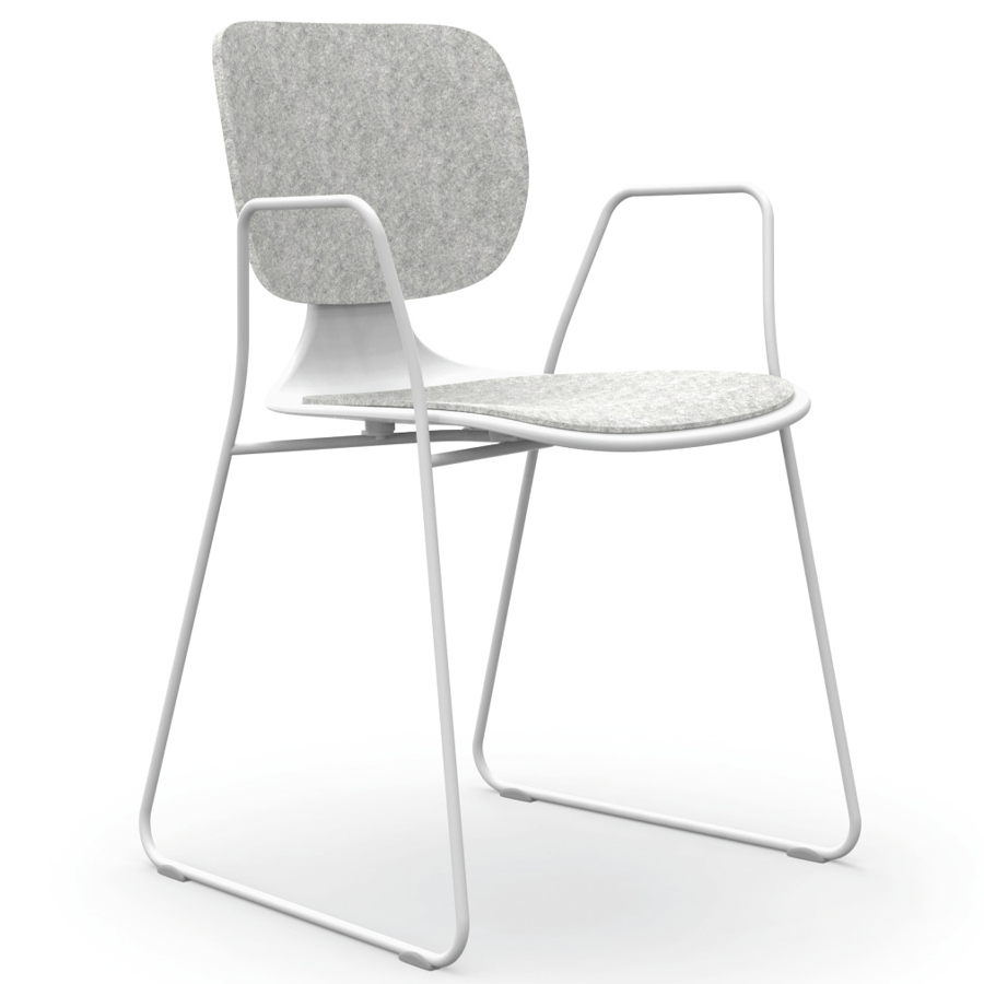 Klöber CoMeet com55 - mit Kufengestell in weiß mit Armlehnen - Filzrücken und Sitz mit Filz hellgrau