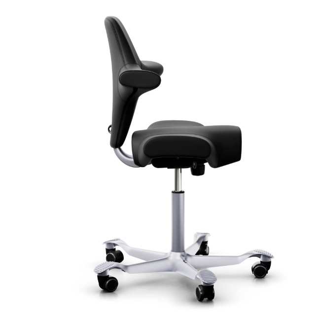 HAG Capisco 8106 Leder schwarz mit Gestell silbergrau