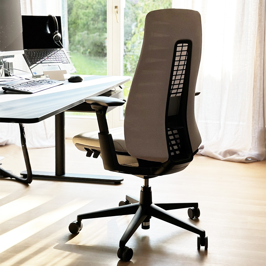 HAWORTH Fern Bürodrehstuhl braun mit Netzrücken - Homeoffice Situation