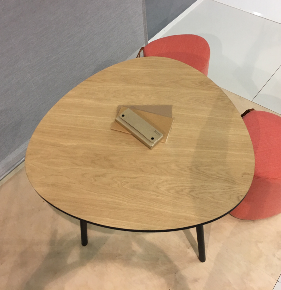 Pully Tisch Cascando