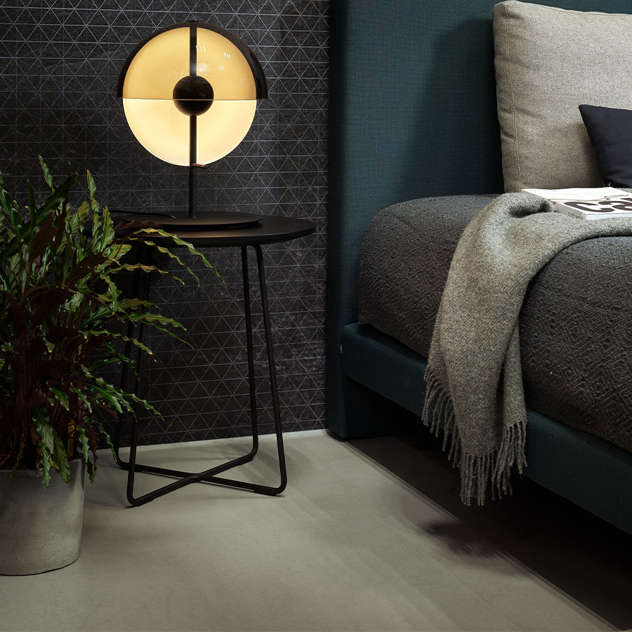 Noti Mishell Beistelltisch Höhe 55 Kufe - Tischplatte schwarz, Gestell schwarz