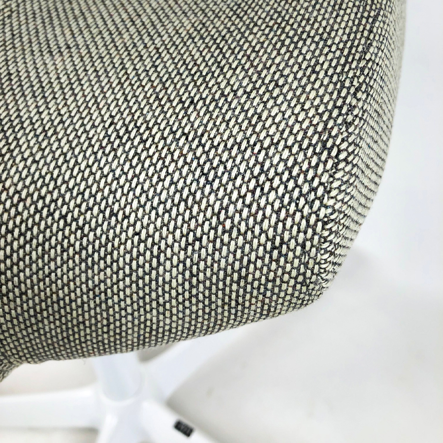 HAG CAPISCO 8106 Stoff Re-wool 0408 lindgrün - Nahaufnahme