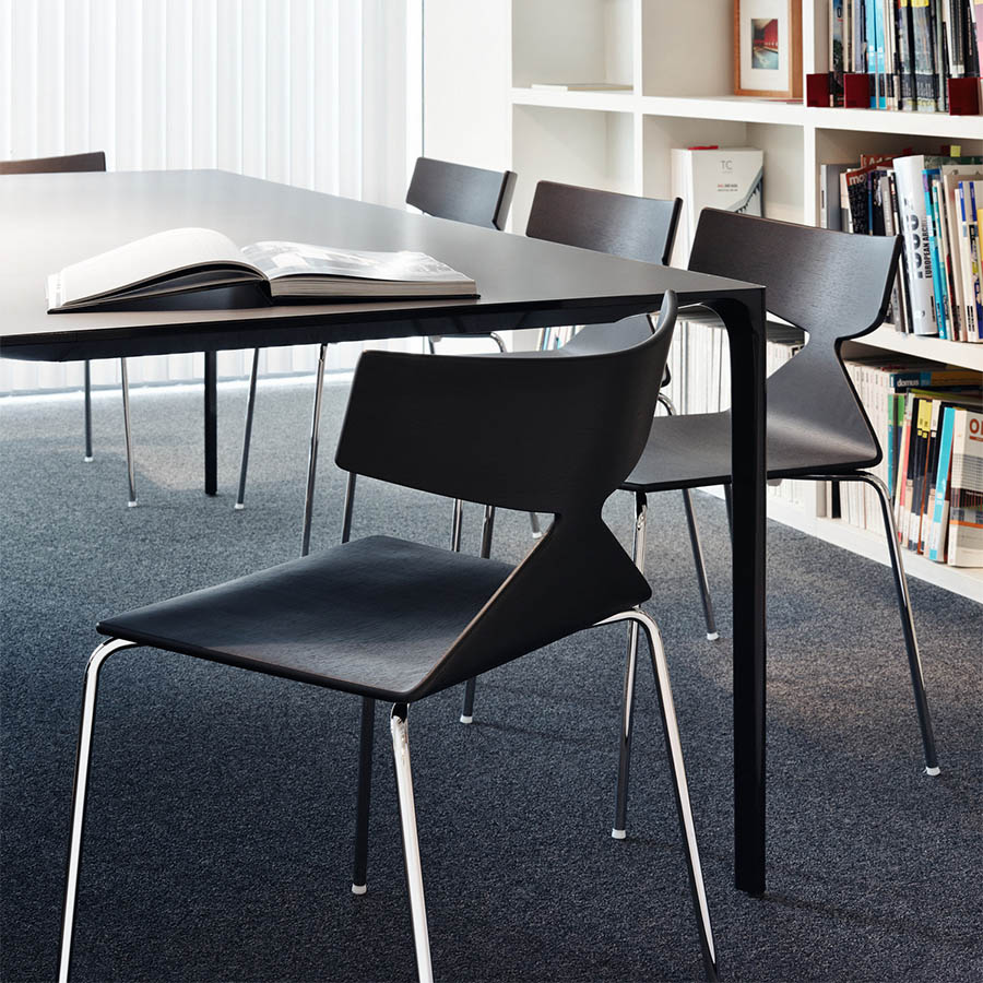 Arper SAYA 3701 Holz Vierbeiner - Schale schwarz - Gestell Chrom