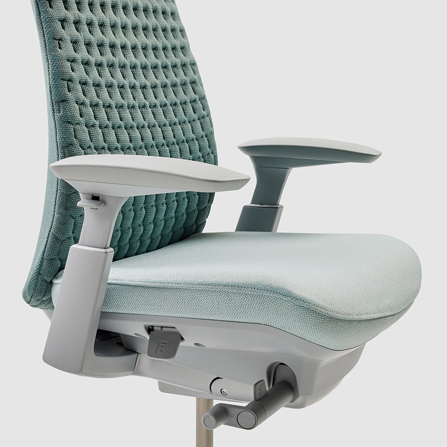 Haworth Fern Digital Knit Waterside, Gestell Fog, Aluminiumfußkreuz gepulvert Titanium