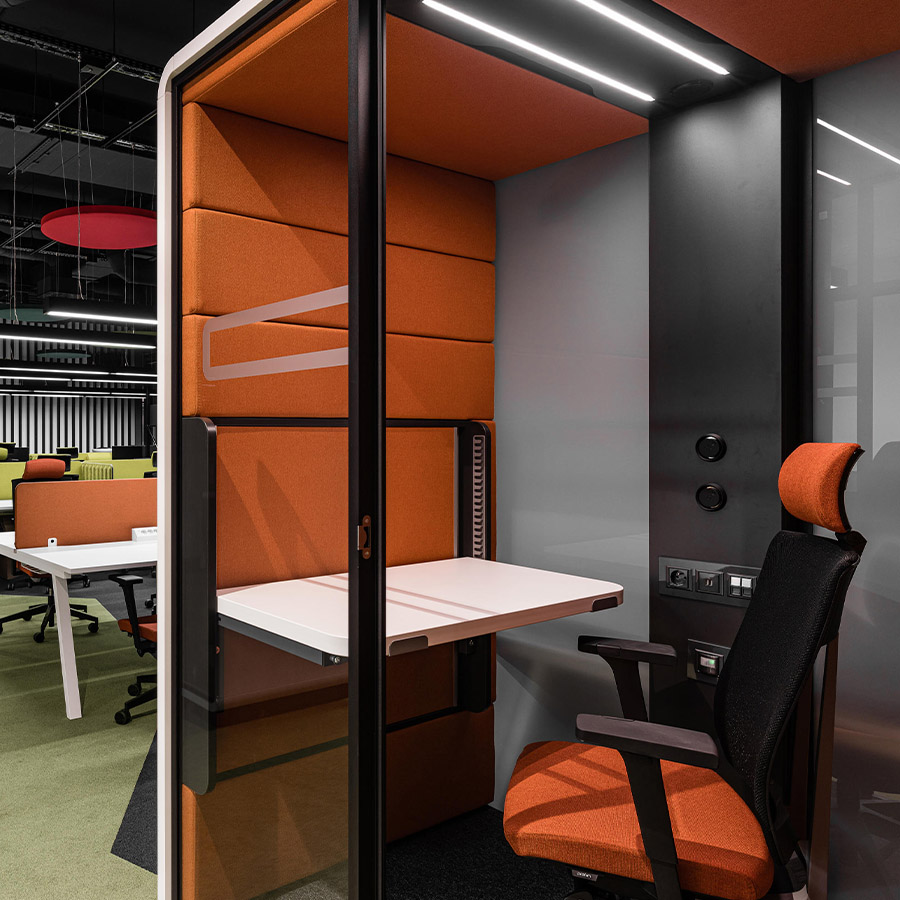 Hushoffice Hushwork.sit&stand Akustikbox konfigurierbar in Wool Terracotta