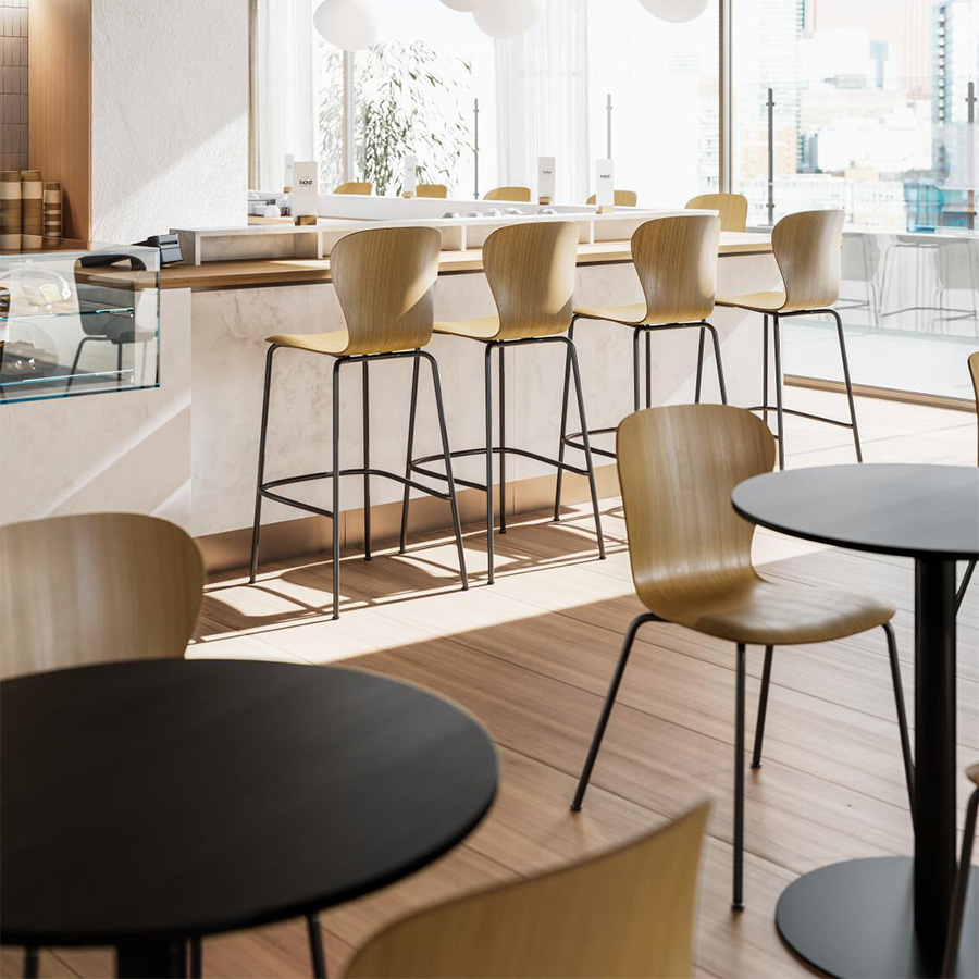 Thonet S 1123 Tischplatte Buche schwarz lackiert, gerade Kante, Gestell schwarz