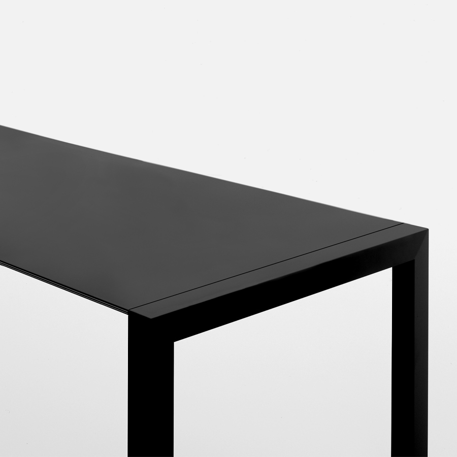 Kristalia Sushi Esstisch - Beispielbild