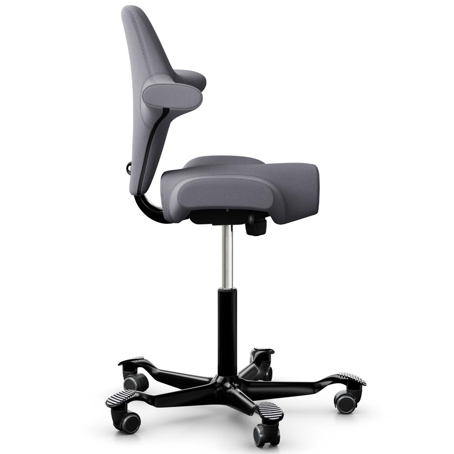 HAG Capisco 8106 Stoff Xtreme grau 081 Gestell schwarz - 265er Gasfeder - Seitenansicht
