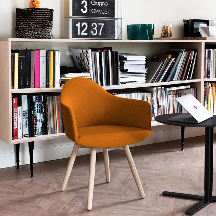 lapalma Edit S570 Gestell Esche natur - Bezug Divina 0444