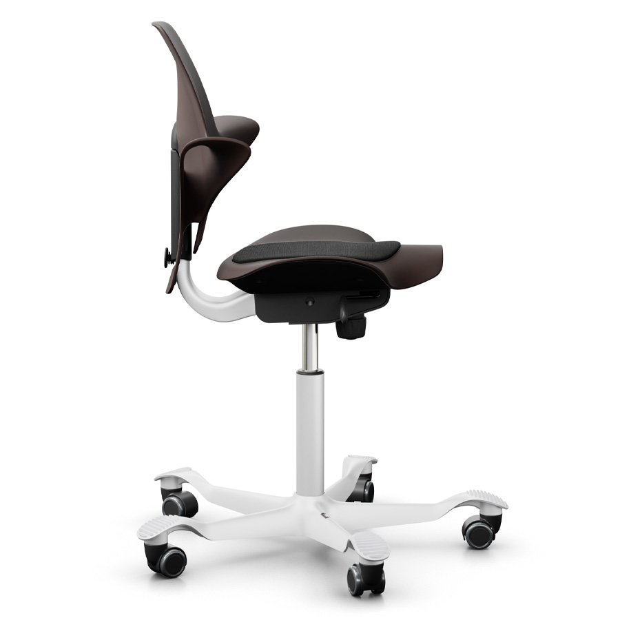 HAG CAPISCO PULS 8010 braun mit Stoff Cura schwarz - Gestell weiß - Seitenansicht
