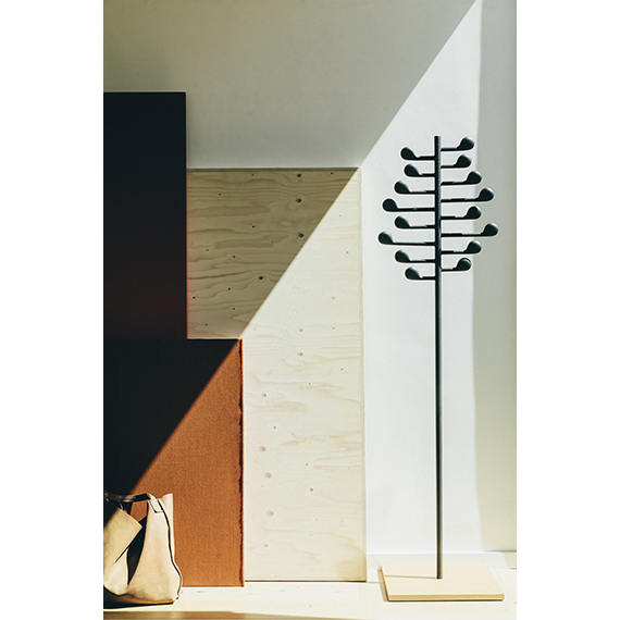 arper song Garderobe