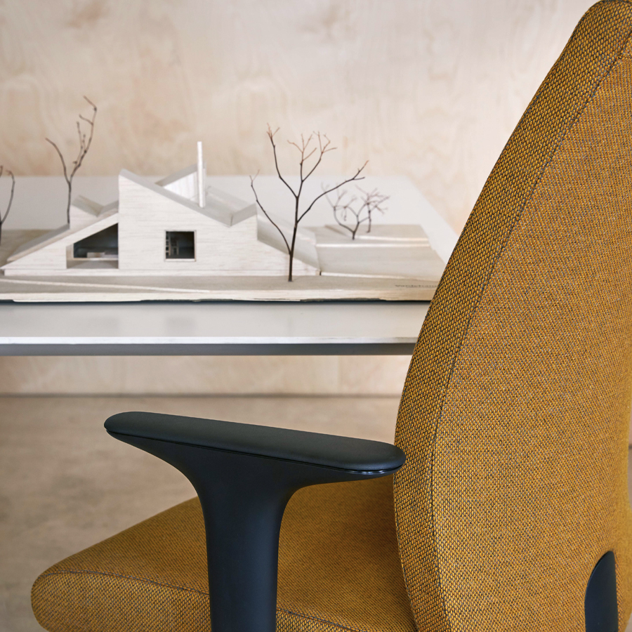 HAG Creed 6006 Bürostuhl mit Armlehnen - Beispielfoto