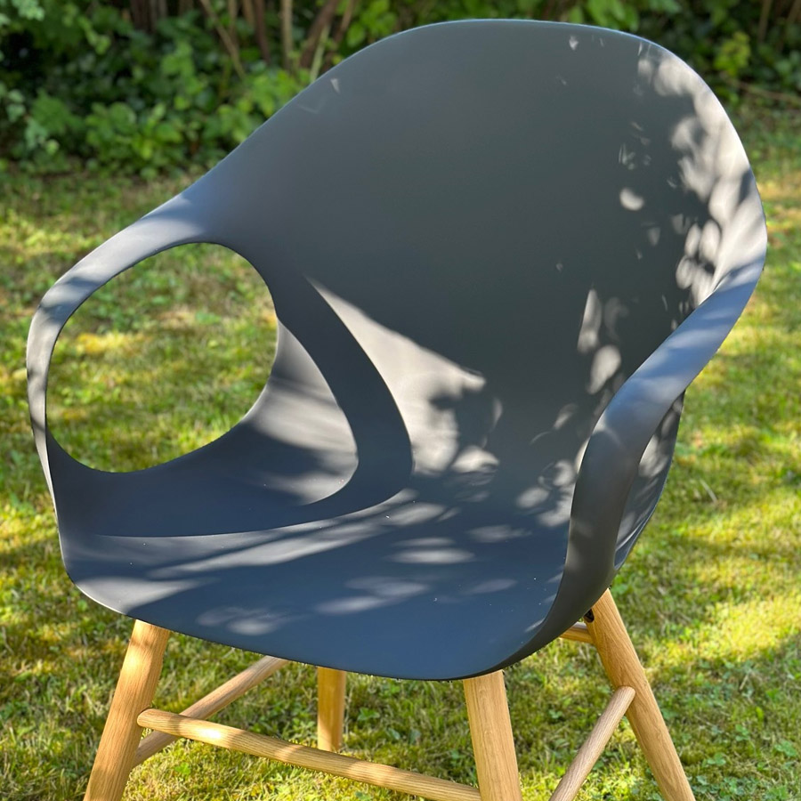 Kristalia Elephant: Schale grau - Gestell Eiche natur