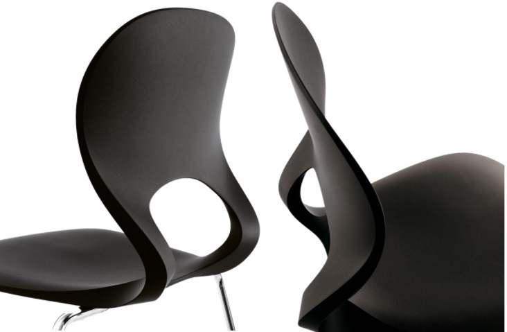 kristalia-pikaia-vierfussgestell