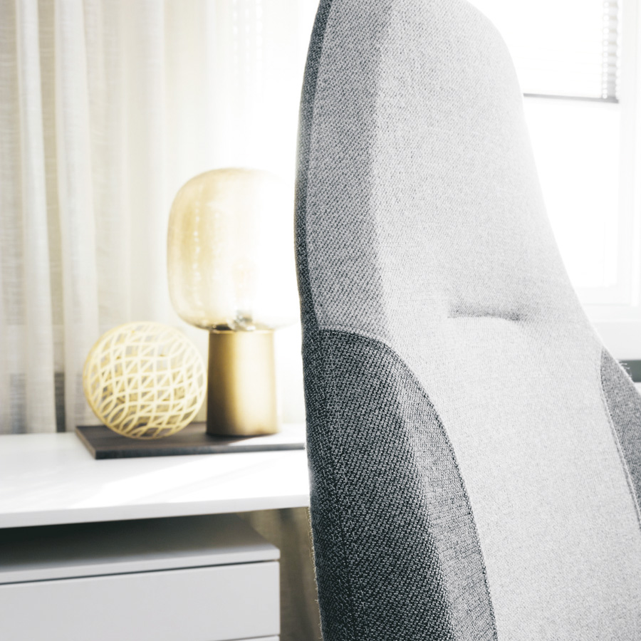 RH Mereo 220 mit hoher Rückenlehne - Beispielbild