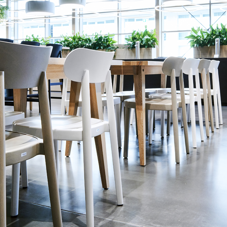 THONET 118 M Holzstuhl mit Muldensitz - Beispielbild