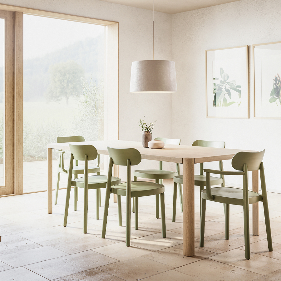 THONET 118 M u. 118 MF Holzstuhl mit Muldensitz in Olivgrün