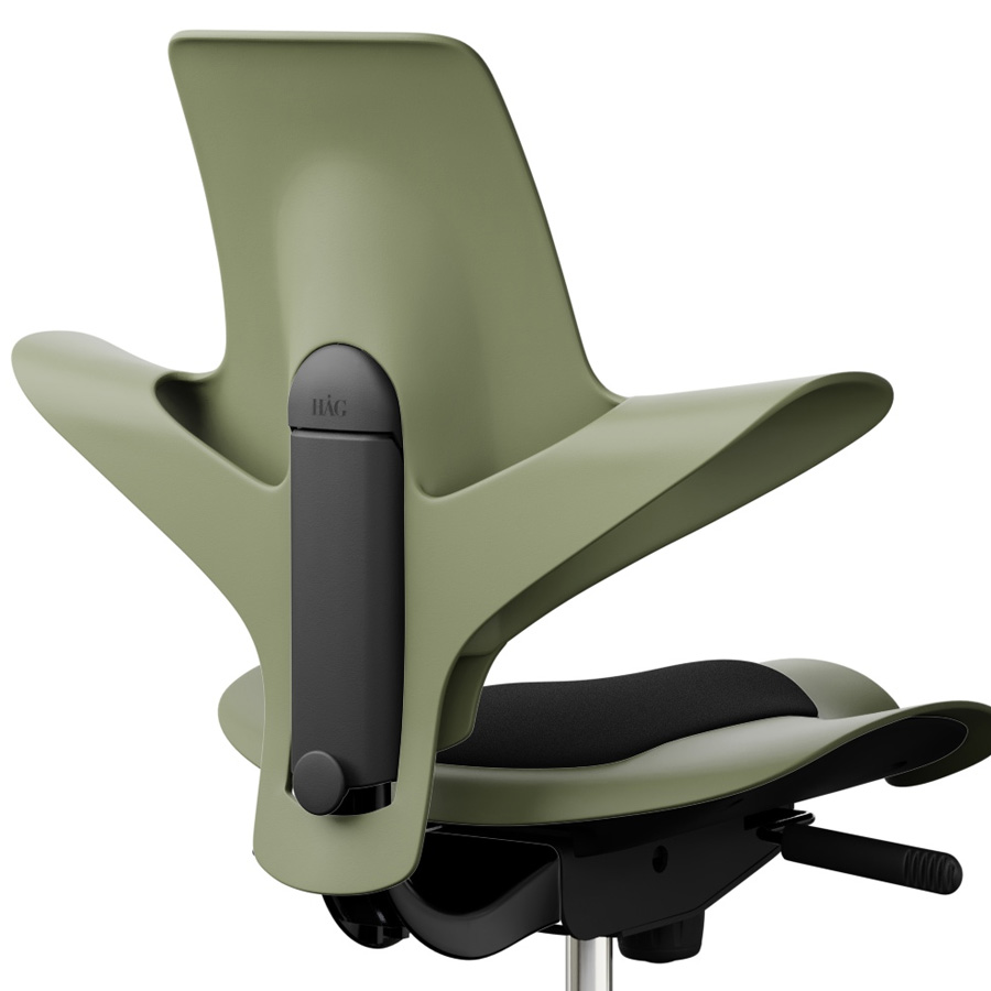 HAG Capisco Puls 8010 Detailaufnahme Moss mit Kissen Xtreme schwarz