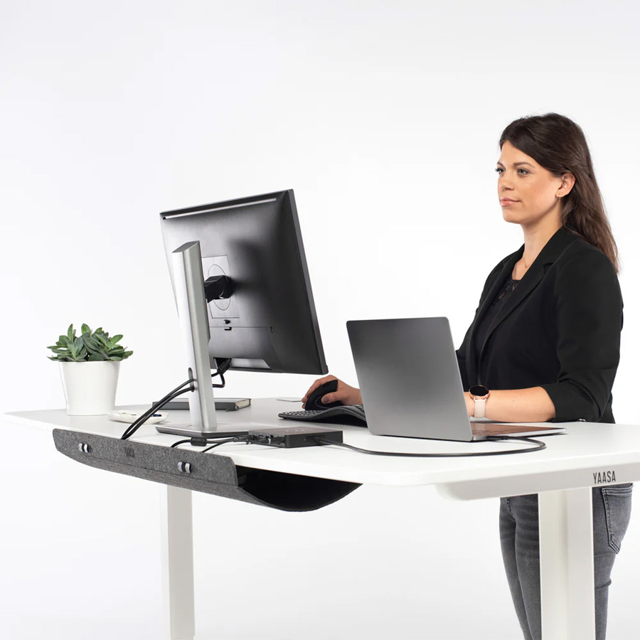 Yaasa Desk Expert Cable Management