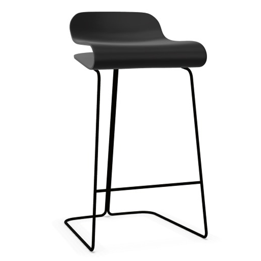 Kristalia BCN Barhocker mit Kufengestell schwarz - Höhe 66 cm