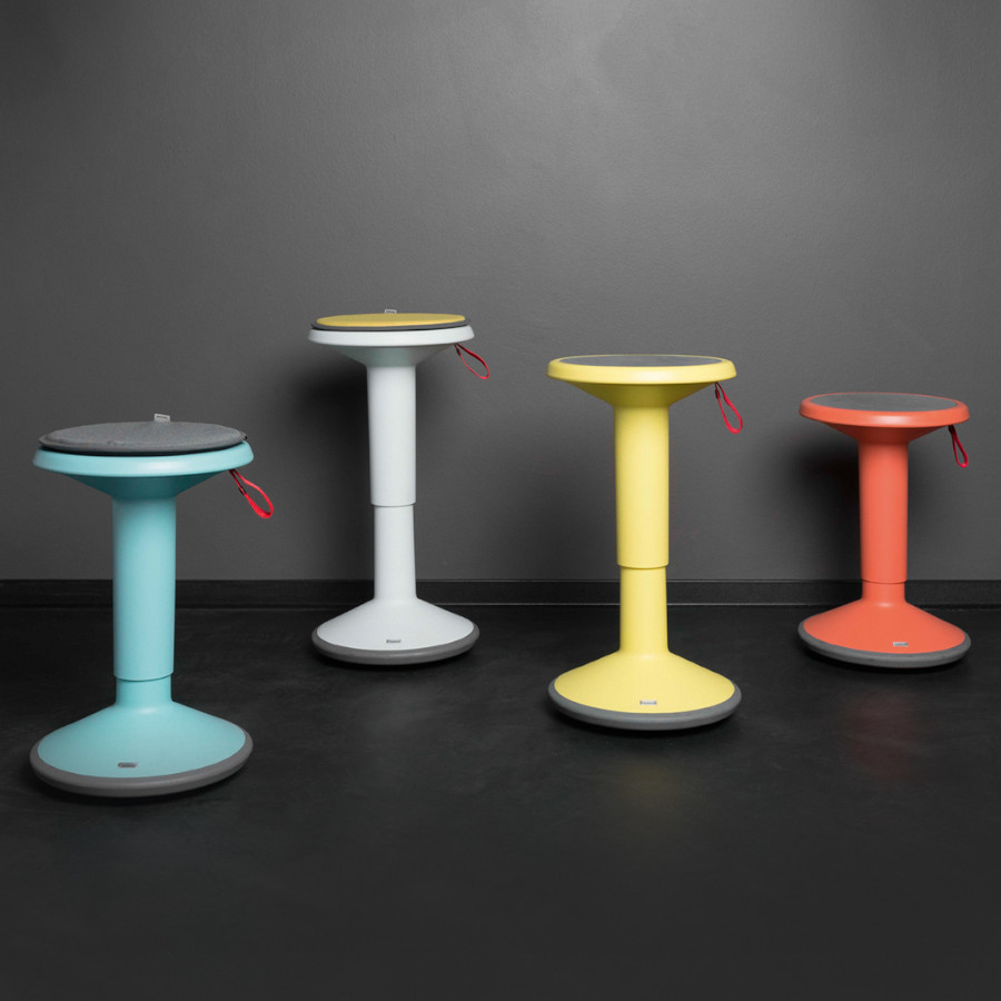 Interstuhl UP Variation mit Kissen