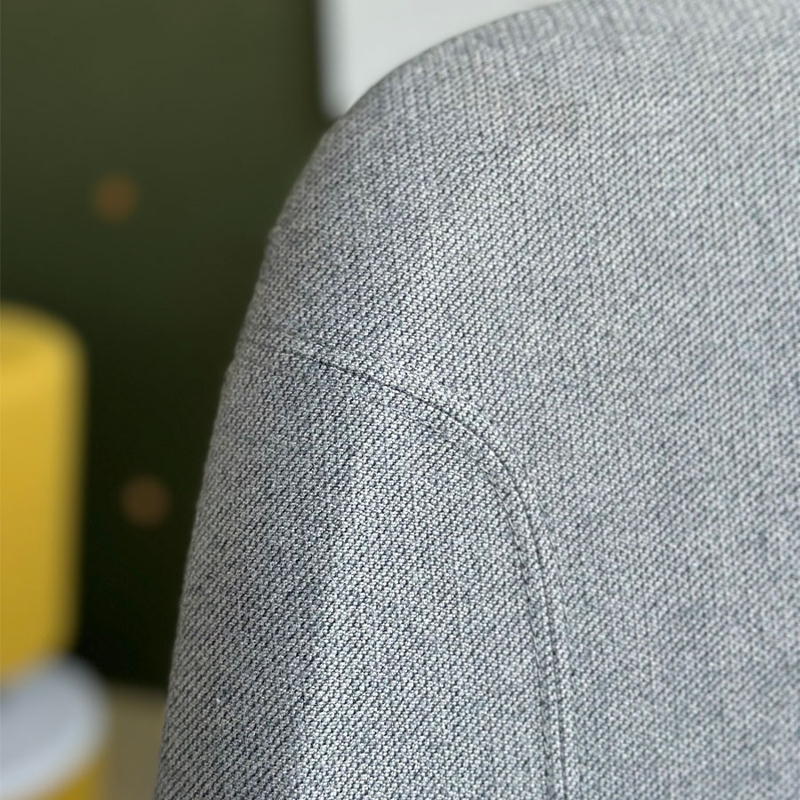 RH Mereo 200 Silver Grey Bürostuhl Bezug Capture 4102 hellgrau