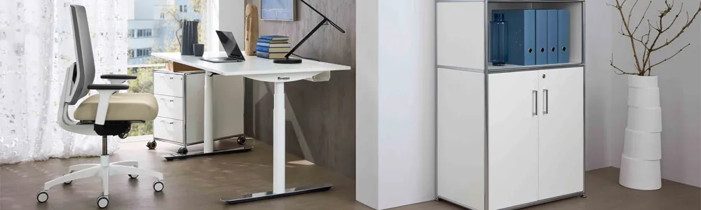 Banner-Bosse-Solutions-Container-333-weiss-chrom