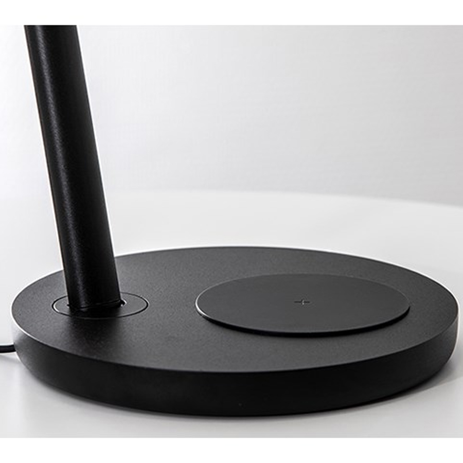 GLAMOX Motus Flat LED Arbeitsleuchte schwarz - Detail induktives Laden