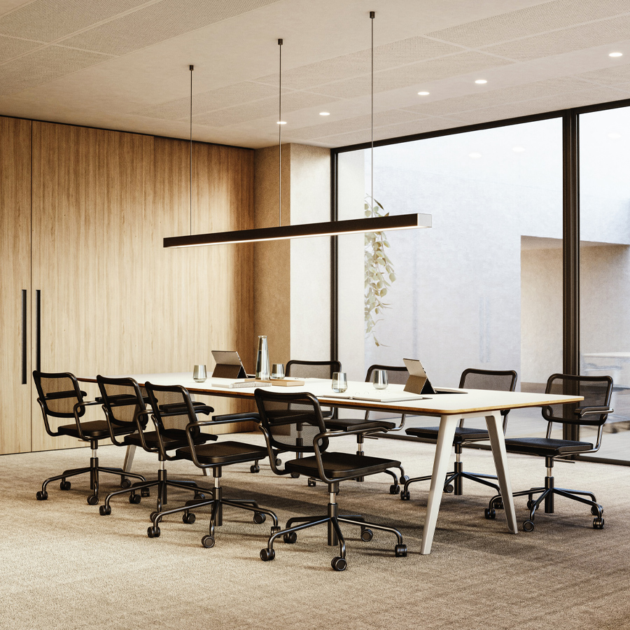 THONET Drehsessel mit Armlehnen - Beispielbild