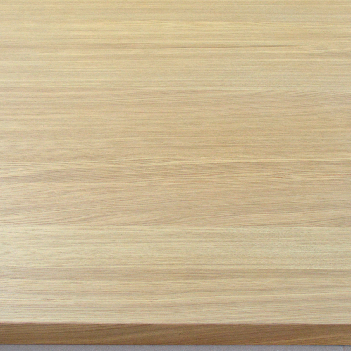 Thonet S 1140 Esstisch Eiche aufgehellt Detailaufnahme