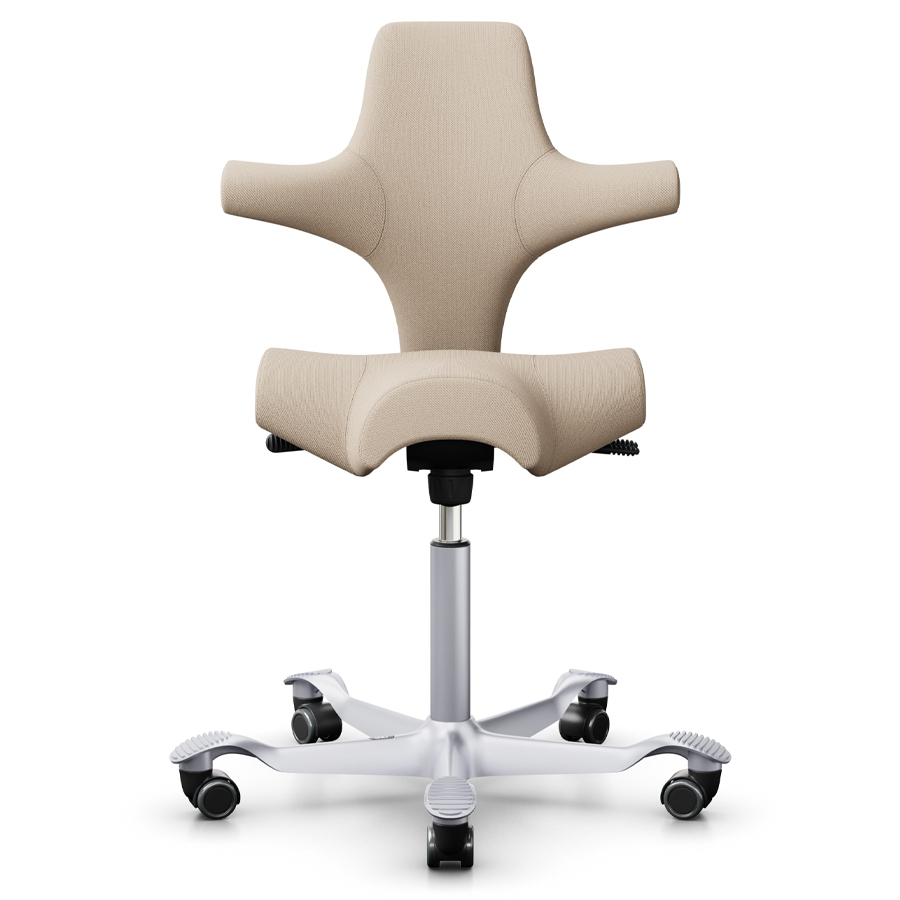 HAG CAPISCO 8106 Stoff Select hellbeige mit Sattelsitz - Gestell silber - Front