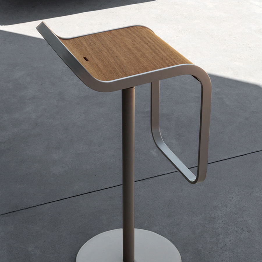 lapalma LEM ES81 Barhocker Outdoor | Fixe Höhe | Beispielbild