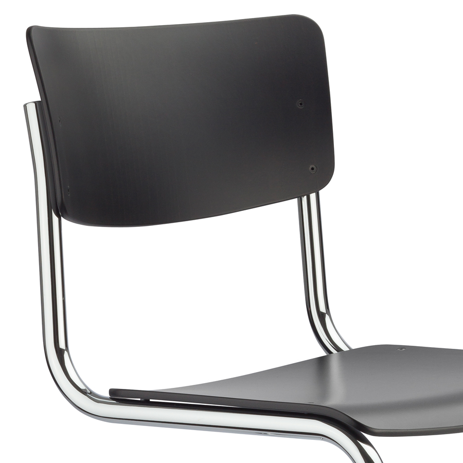 THONET Stahlrohr-Freischwinger S 43 Formholzschale schwarz gebeizt - Gestell verchromt - Nahaufnahme