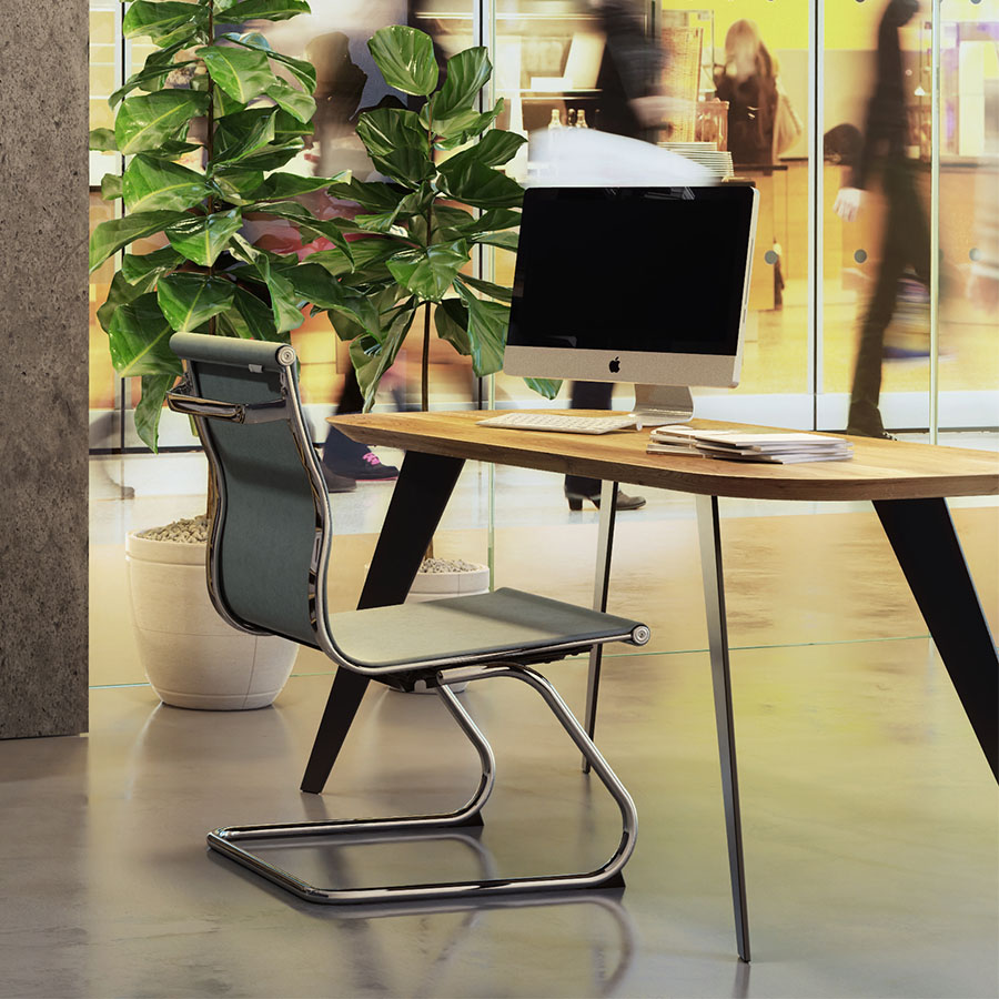 Trebord Enke Tisch, Tischplatte Eiche, Gestell RAL 9005 schwarz