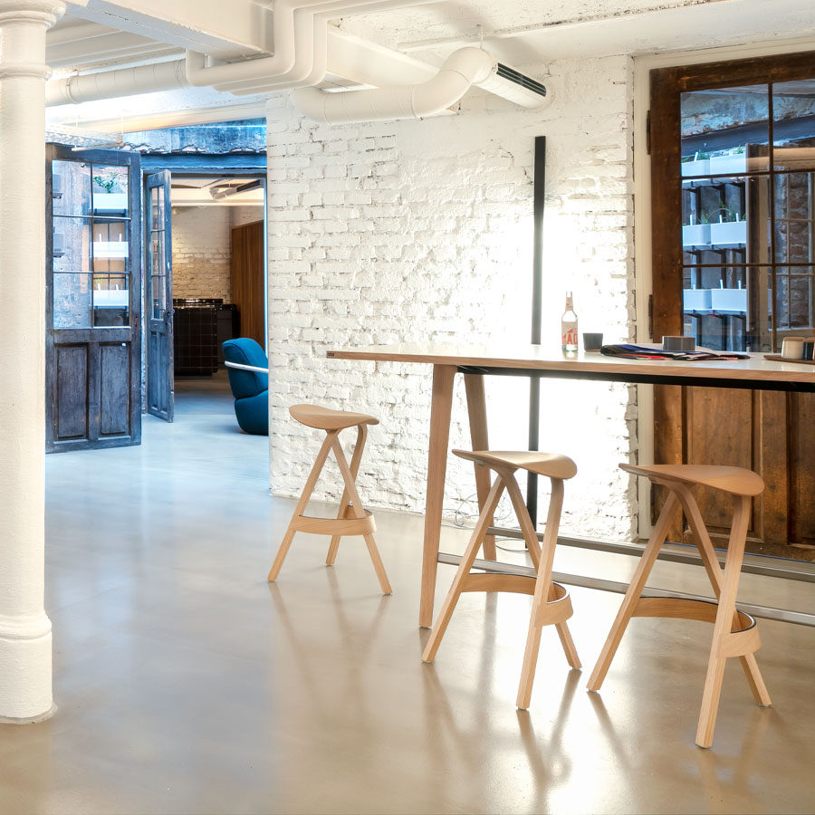 THONET 404 H Holzbarhocker - Beispielbild