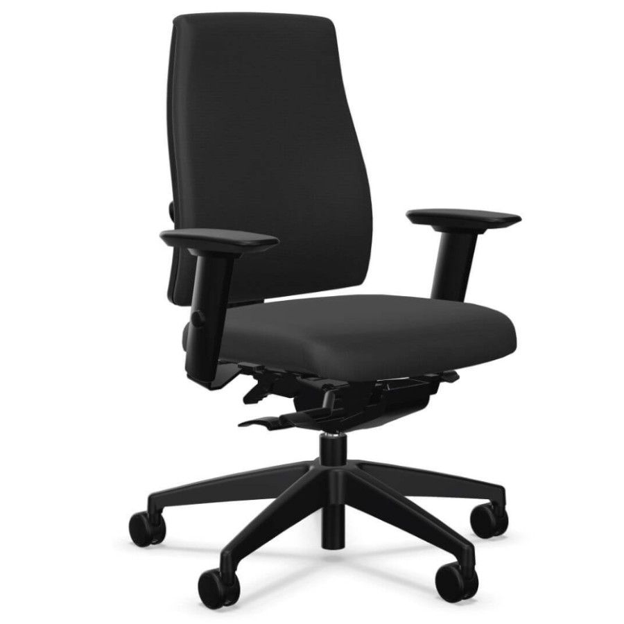 Interstuhl GOAL (GO11E) mit Kunststofffußkreuz Perspektive