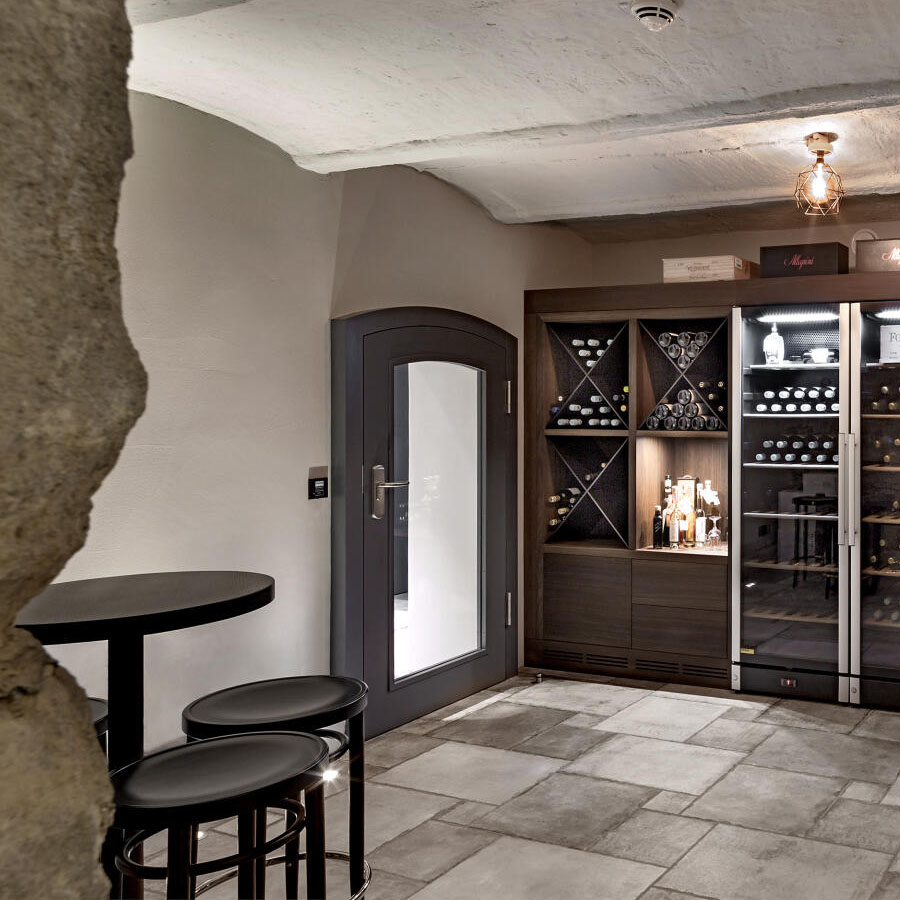 THONET 204 Barhocker | Beispielbild