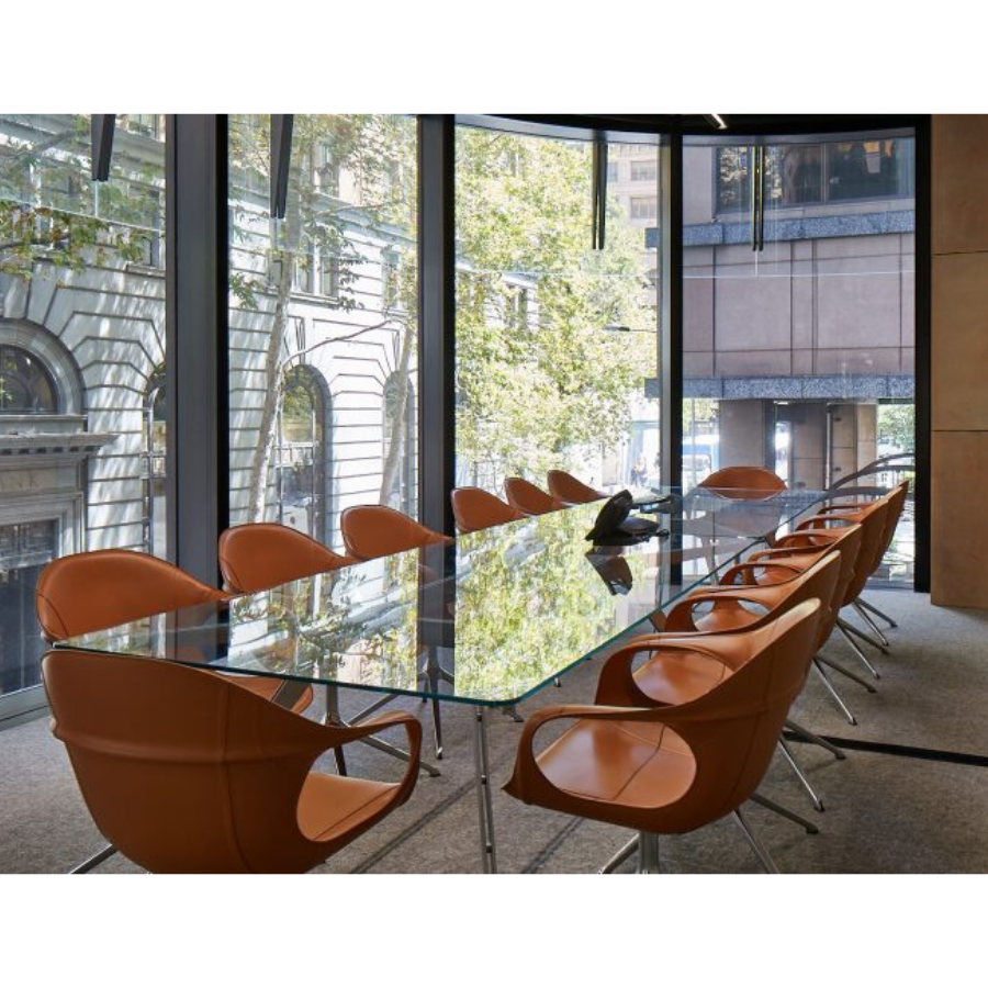 Kristalia ELEPHANT Drehstuhl - Beispielbild