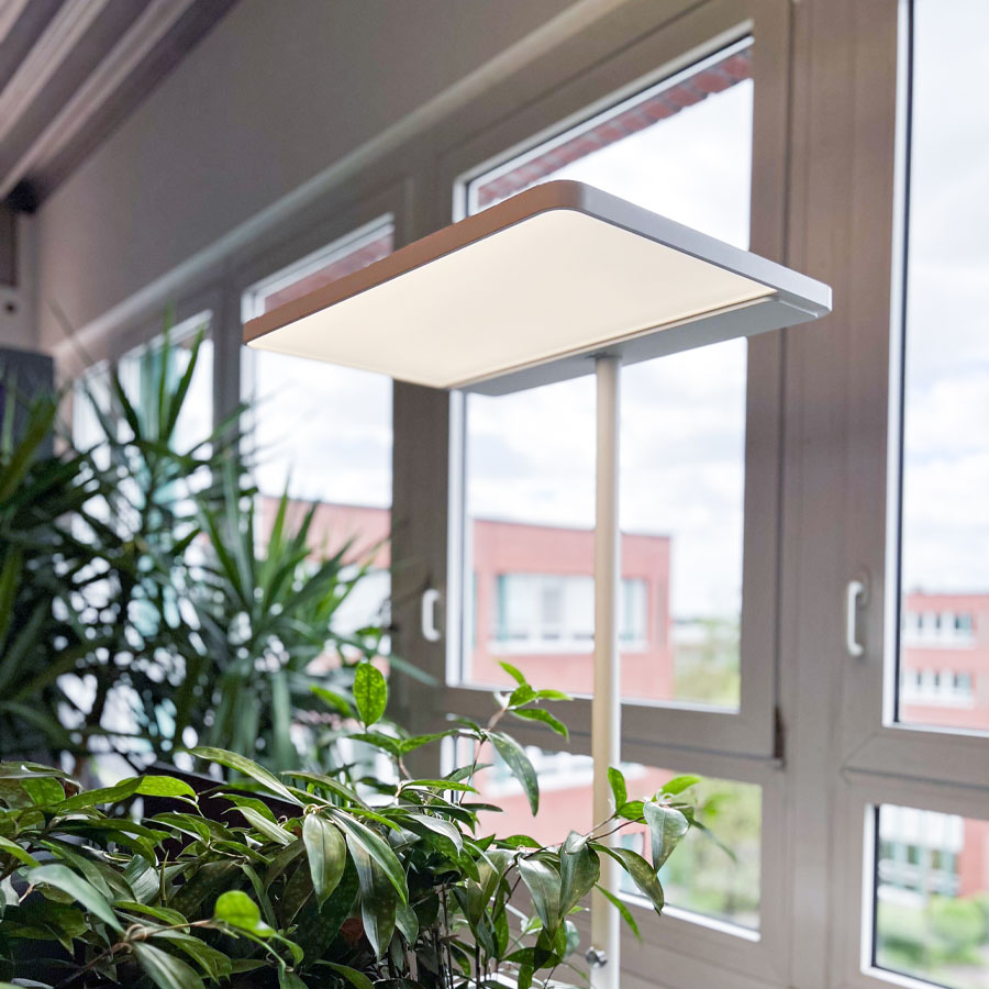 GLAMOX ADAPT-F LED Stehleuchte weiß | Beispielbild