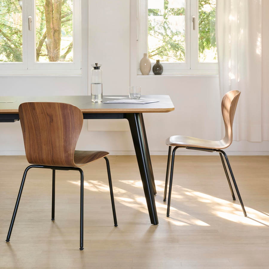 THONET S 220 Formholz-Stuhl | Beispielbild