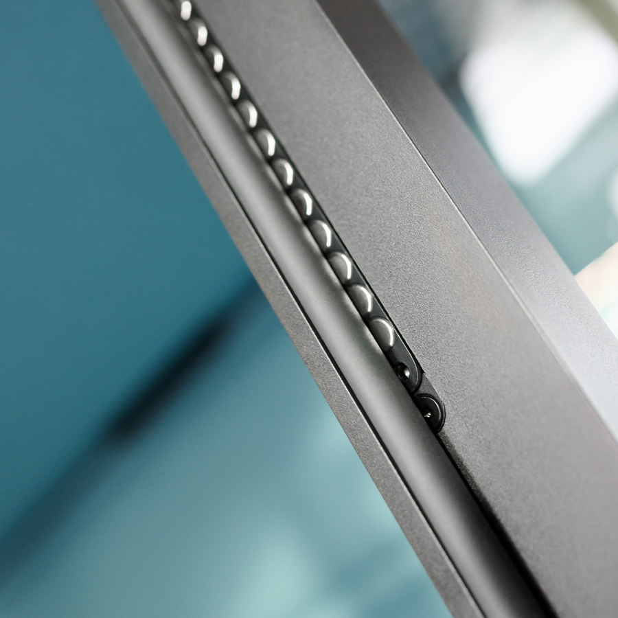 HushFree.M Tür aus Akustikglas mit Magnetverschluss