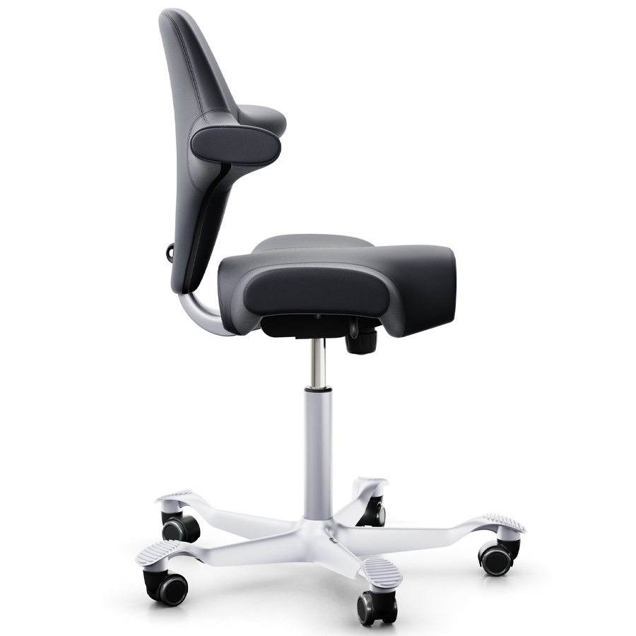 HAG CAPISCO 8106 Lederbezug Anthrazit Sattelsitz - Gestell silber - Seitenanischt