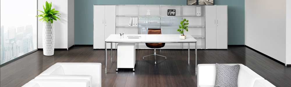 Bosse-S-Desk-Banner-2Np9L2JONeTA9d