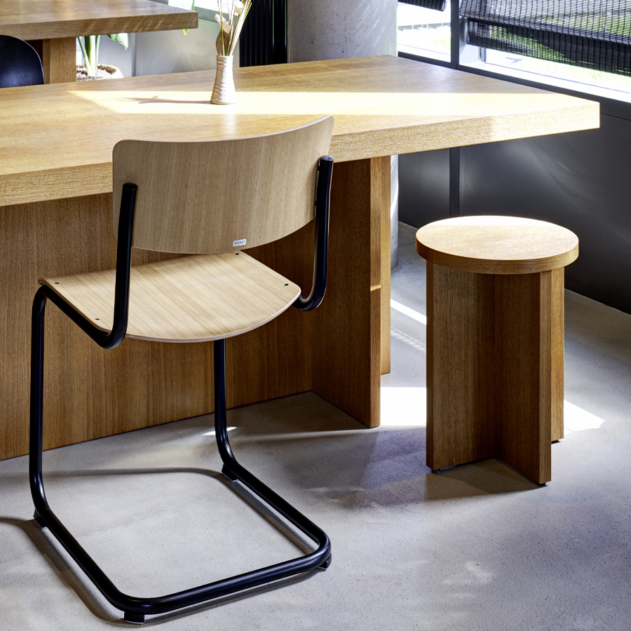 THONET Stahlrohr-Freischwinger S 43 - Beispielbild