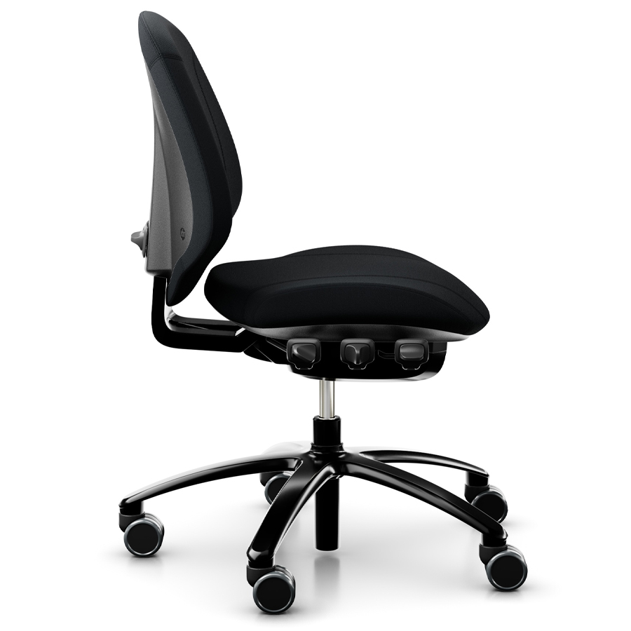 RH Mereo 200 mit halbhoher Rückenlehne - Gestell schwarz - Select schwarz - Seitenansicht